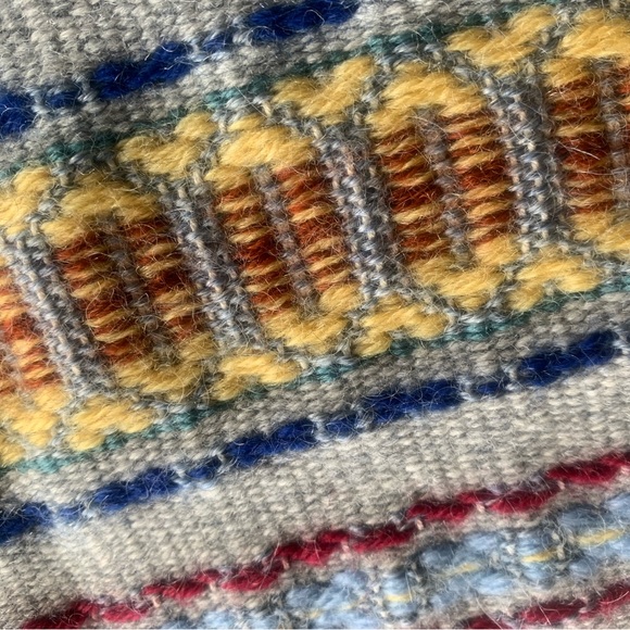 Beautiful vintage 1970s grey wool Guatemalan placemats perfect boho home decor - Picture 7 of 8